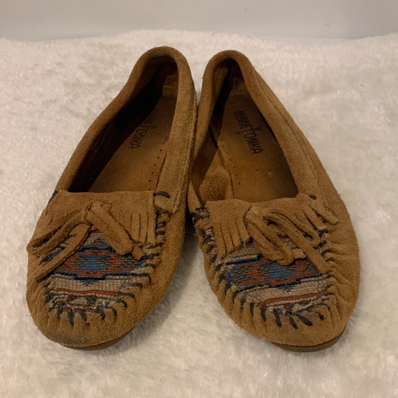 Minnetonka Aztec Moccasins - Picture 1 of 5